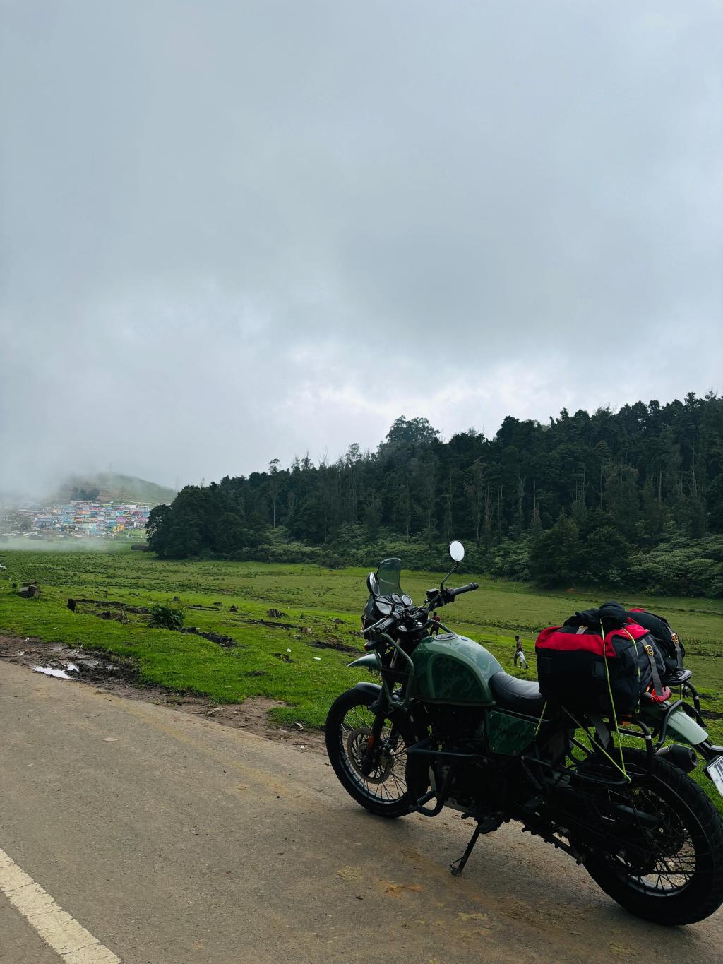 Top 5 Travel Destinations Near Coimbatore & Best Vehicle Options with Smart Holidays